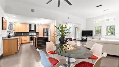 8810 SW 103rd Ave, Gainesville, FL 32608 - photo 4