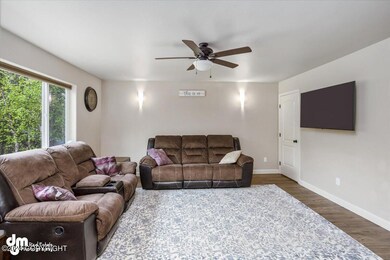 10-living room_IMG_5130