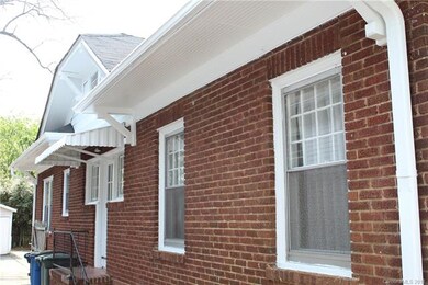 249 N Race St, Statesville, NC 28677 - photo 2