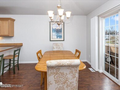 14-Dining Room_IMG_2376