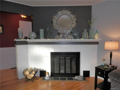 GAS FIREPLACE