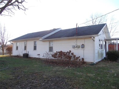 160 Patterson St, Franklin, IN 46131 - photo 2