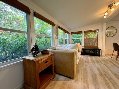 737 SW 14th Ave, Fort Lauderdale, FL 33312 - photo 5