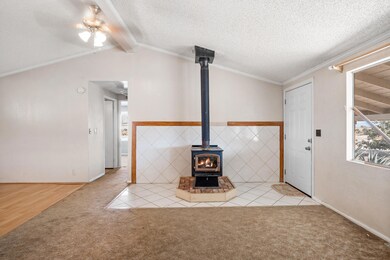 5731 Willow Ave, Rosamond, CA 93560 - photo 6