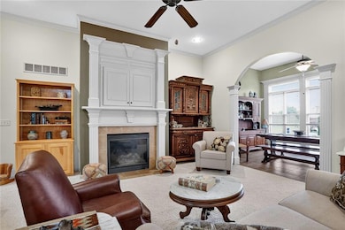 917 SW Soldier Ct, Lees Summit, MO 64082 - photo 5