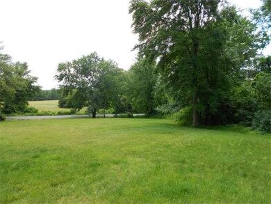 74 Follette St, Grafton, MA 01519 - photo 2