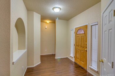 8510 Cap Rock View, San Antonio, TX 78255 - photo 4