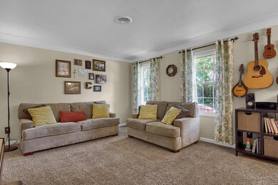 44 Leon Dr, Glen Carbon, IL 62034 - photo 4