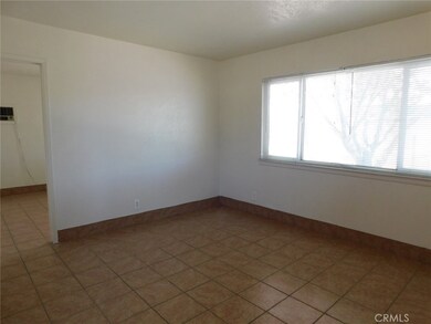 16798 E St, Victorville, CA 92395 - photo 6