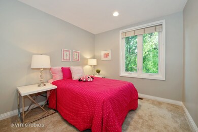 2751 N Greenview Ave unit D, Chicago, IL 60614 - photo 5