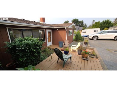 29440 Cypress Ct, Gold Beach, OR 97444 - photo 2