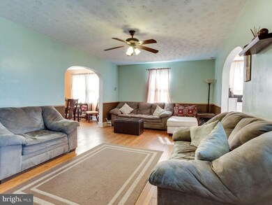 117 N Dundalk Ave, Dundalk, MD 21222 - photo 2