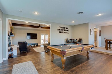 737 W Pleasantview Dr, Hurst, TX 76054 - photo 4