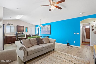 14556 Escalera Dr, Horizon City, TX 79928 - photo 3