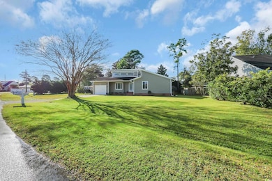 609 Bay St, North Myrtle Beach, SC 29582 - photo 3