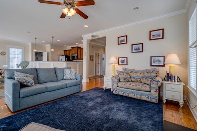 6- living room 2