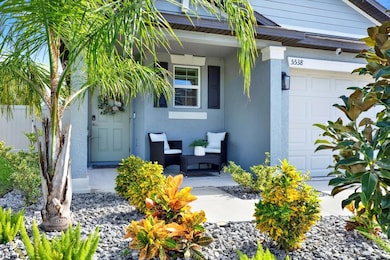 5538 Blue Azure Dr, Wimauma, FL 33598 - photo 2