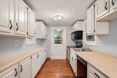 90 Greenwood St, Rockland, MA 02370 - photo 7
