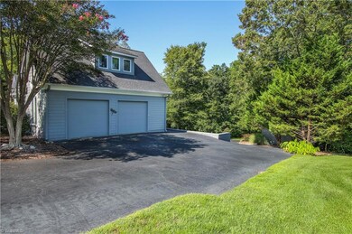 1045 Anns Ct, Asheboro, NC 27205 - photo 4