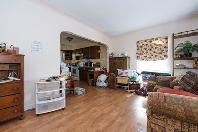 27th_St_N_46_BattleCreek_49015-2