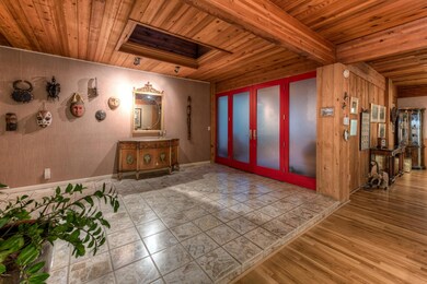 005_Foyer