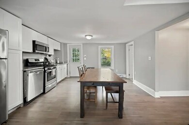 175 W 8th St unit 2, Boston, MA 02127 - photo 4