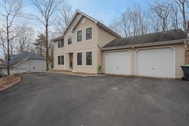 128 Cardinal Rd-4