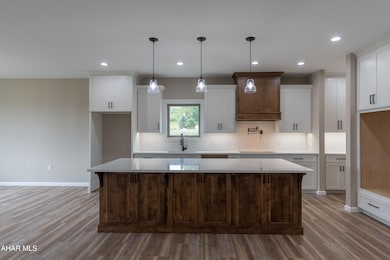 Amy Hite 171 Deer Track-80