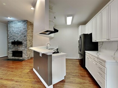 2 Stonebriar Ct, Dallas, TX 75206 - photo 5