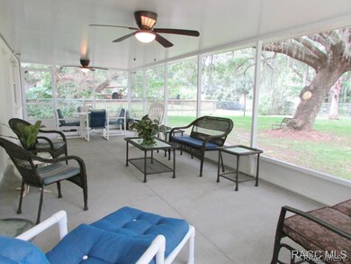 1120 S Waterview Dr  Inverness