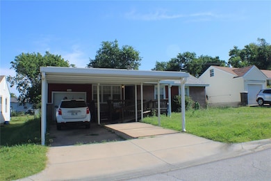 View of front of house with a front lawn