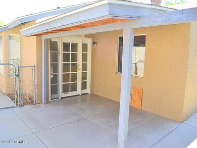 023-229941-back-patio