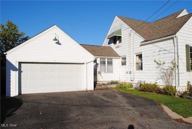 433 N Center St, Lagrange, OH 44050 - photo 3