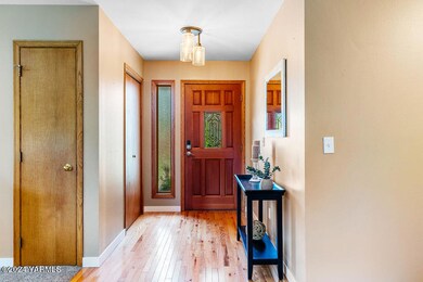 5606BristolWay-4