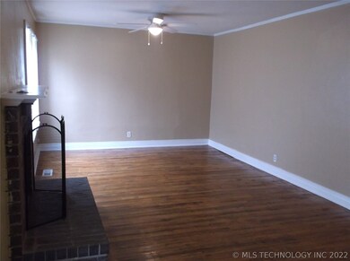 large living room w/fireplace refinished oak floor