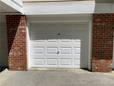 324 Glenburney Dr unit 101, Fayetteville, NC 28303 - photo 3