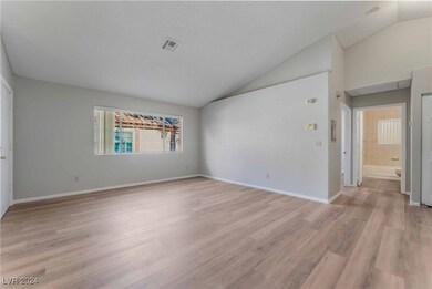 1620 N Torrey Pines Dr unit 101, Las Vegas, NV 89108 - photo 5