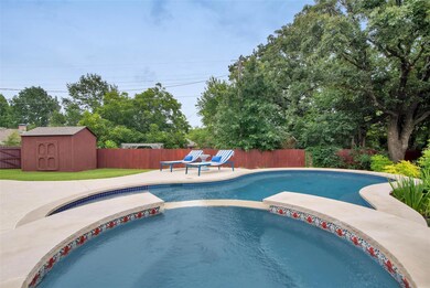 2810 Venture Cir, Denison, TX 75020 - photo 2