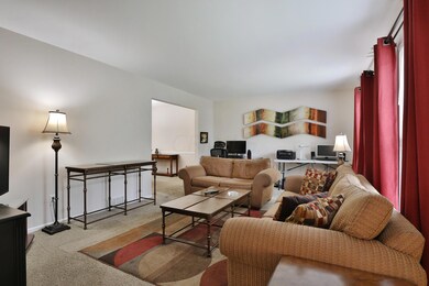 1814 Laylon Dr, Columbus, OH 43229 - photo 7