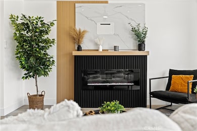 530 W Cypress St, Compton, CA 90220 - photo 4