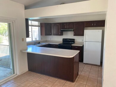 942 E Piute Ave, Phoenix, AZ 85024 - photo 2