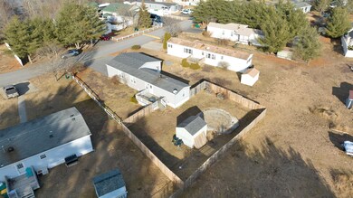 15 Daffodil Hill Ln, Rochester, NH 03868 - photo 2