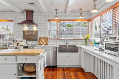 79 Bedlow Ave, Newport, RI 02840 - photo 4