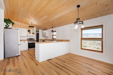 690 Missouri Overlook Ln, Three Forks, MT 59752 - photo 2