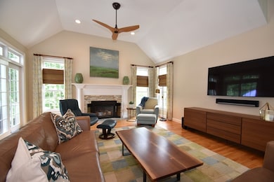 18 Hunters Run, Sudbury, MA 01776 - photo 4