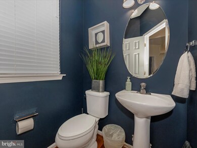 13905 Chadsworth Terrace, Laurel, MD 20707 - photo 7