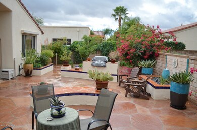 372 S Via de Los Rosales, Tucson, AZ 85711 - photo 2