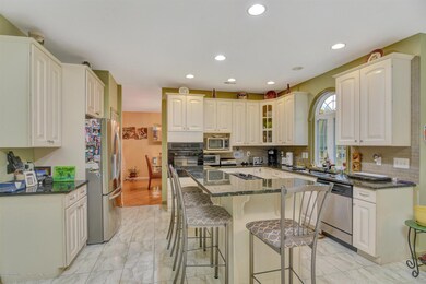 09-Kitchen