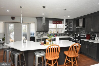 2313 S Hampton Dr, Bryans Road, MD 20616 - photo 3