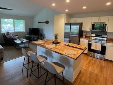 46 Polohina Ln unit 5, Lahaina, HI 96761 - photo 5